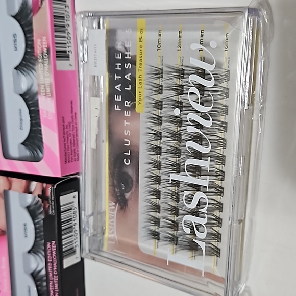 Eyelash Bundle Lot of 5 pkgs Lashview & Kiss - Picture 2 of 8